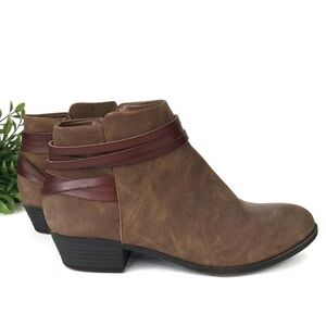 MADDEN GIRL Basill Vegan Leather Brown Ankle Strap Booties 8.5